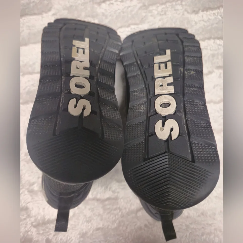 Sorel Women's Black‎ and Gray Winter Boots